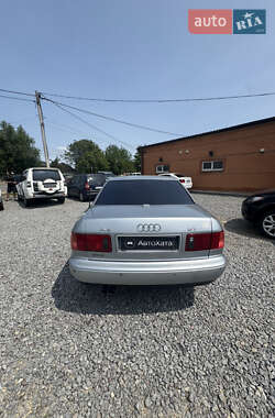Седан Audi A8 1997 в 