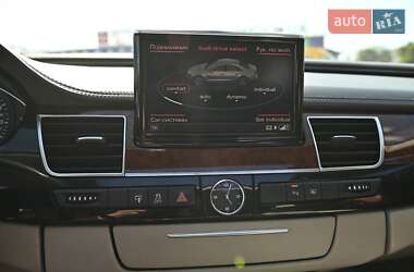 Седан Audi A8 2010 в 