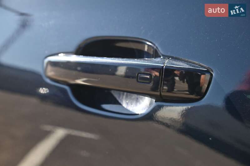 Седан Audi A8 2010 в Рівному