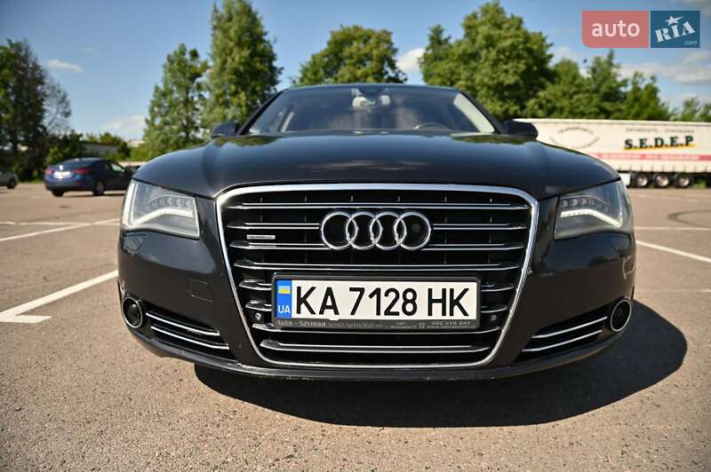 Седан Audi A8 2010 в Рівному