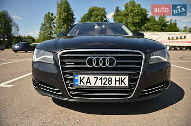 Седан Audi A8 2010 в 
