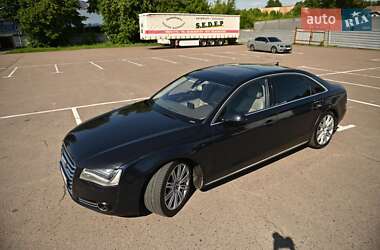 Седан Audi A8 2010 в 