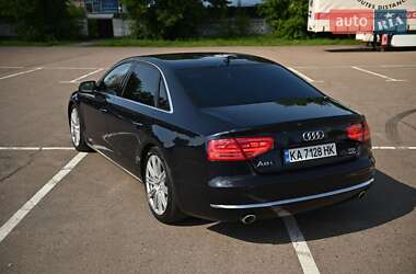 Седан Audi A8 2010 в 