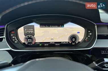 Седан Audi A8 2018 в 