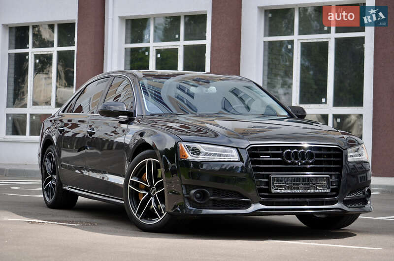 Седан Audi A8 2017 в Киеве