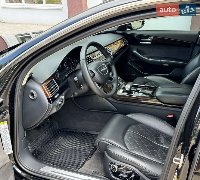Седан Audi A8 2017 в Киеве