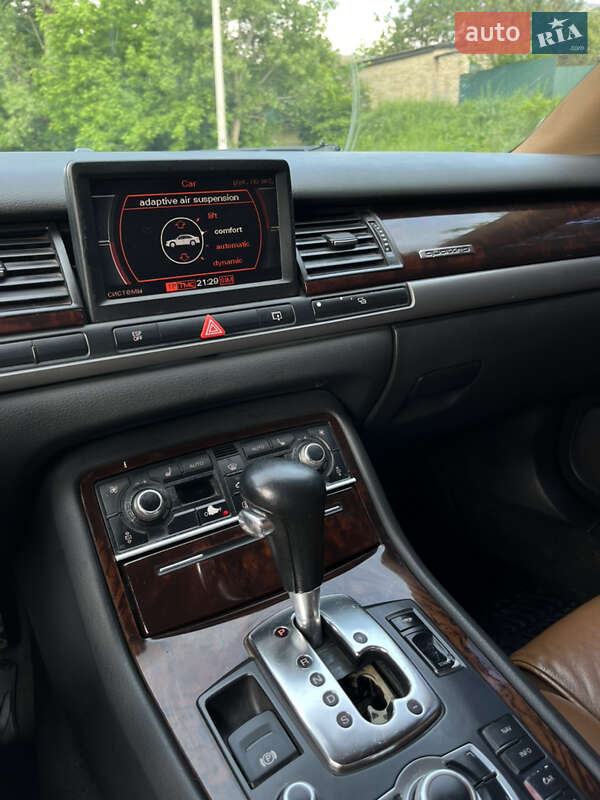 Седан Audi A8 2003 в Боярке
