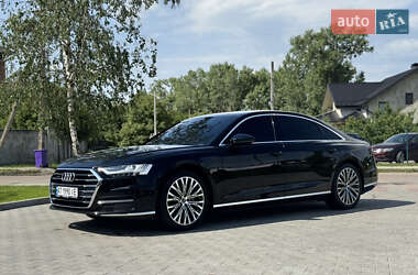 Седан Audi A8 2021 в 