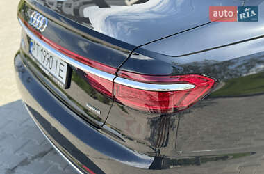 Седан Audi A8 2021 в 