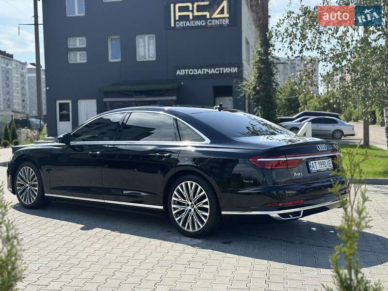 Седан Audi A8 2021 в Ивано-Франковске