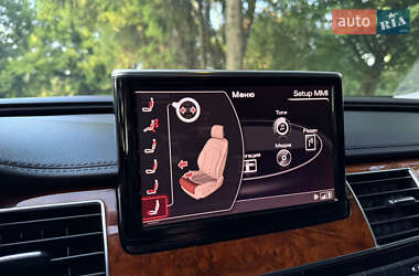 Седан Audi A8 2011 в 