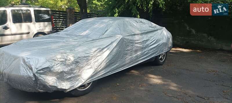 Седан Audi A8 1997 в Днепре