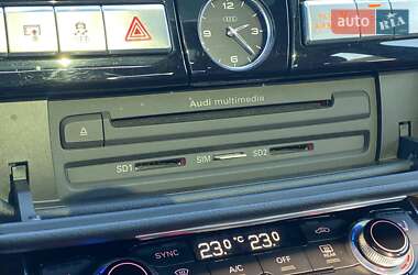 Седан Audi A8 2017 в 