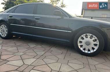 Седан Audi A8 2009 в 