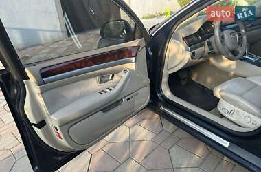 Седан Audi A8 2009 в 