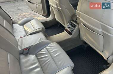 Седан Audi A8 2009 в 