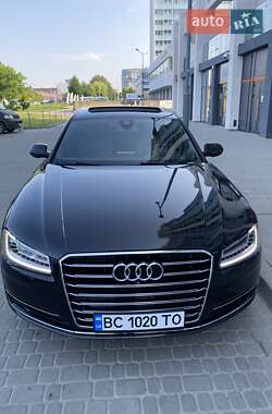 Седан Audi A8 2015 в 