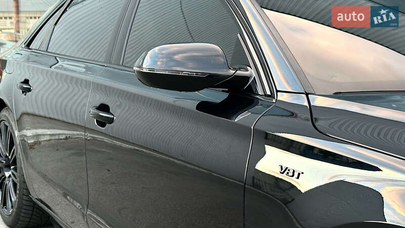 Седан Audi A8 2013 в Запорожье