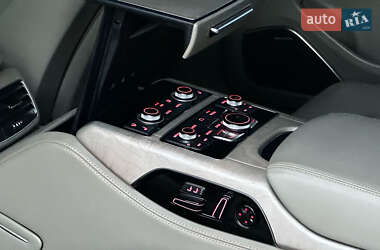 Седан Audi A8 2013 в 