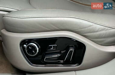 Седан Audi A8 2013 в 