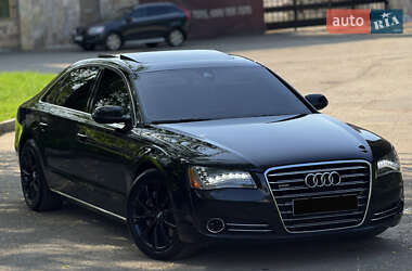 Седан Audi A8 2013 в 