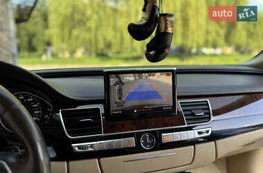 Седан Audi A8 2013 в 