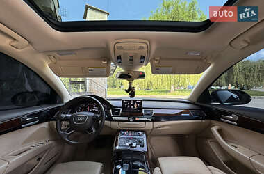 Седан Audi A8 2013 в 