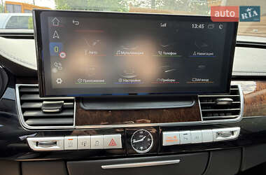Седан Audi A8 2013 в 