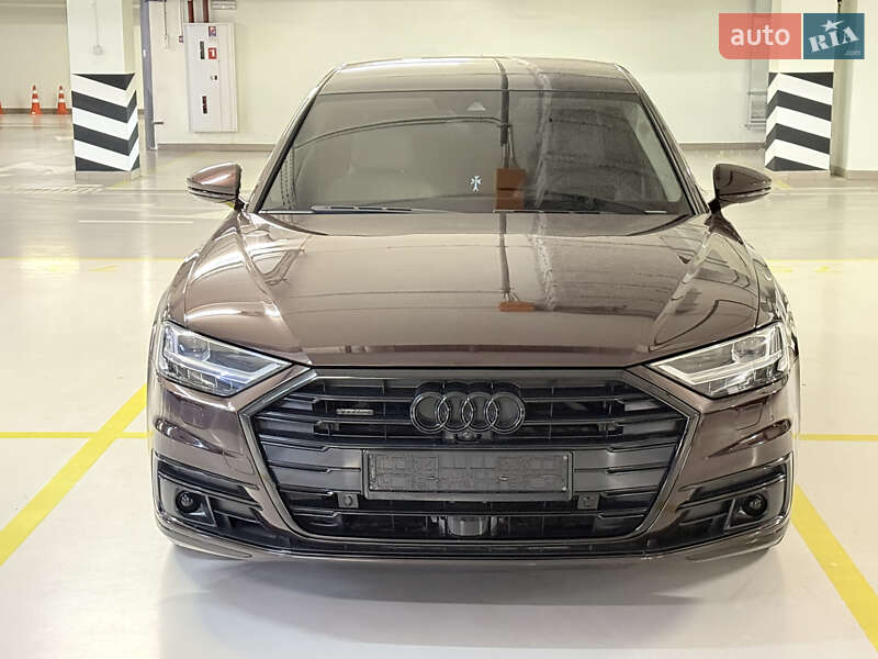 Седан Audi A8 2018 в Києві