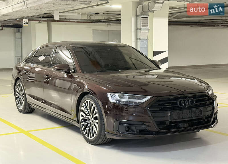 Седан Audi A8 2018 в Києві