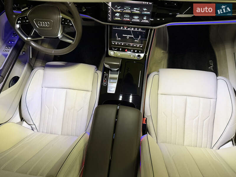 Седан Audi A8 2018 в Києві