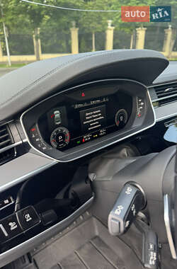 Седан Audi A8 2020 в 