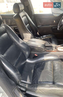 Седан Audi A8 1997 в 