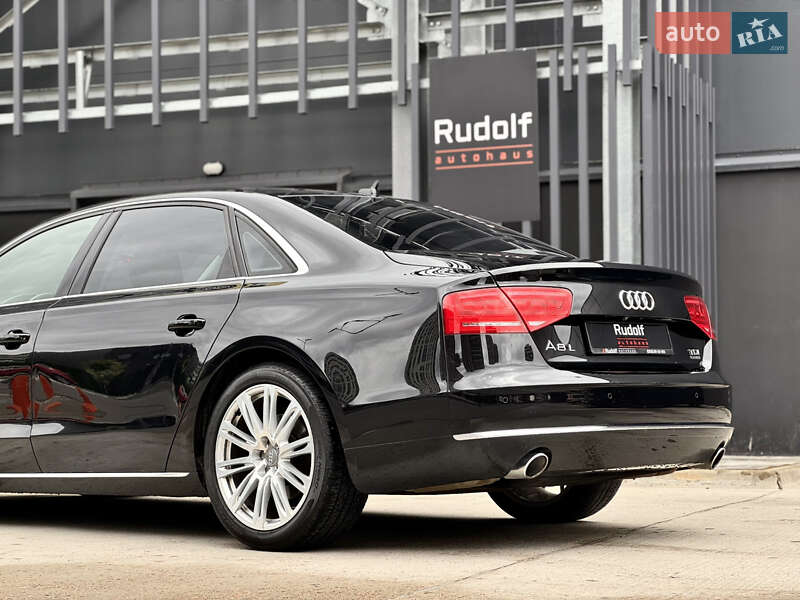 Седан Audi A8 2013 в Киеве