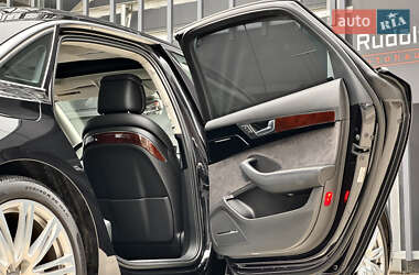 Седан Audi A8 2013 в 
