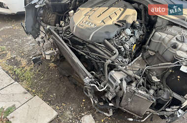 Седан Audi A8 2012 в 