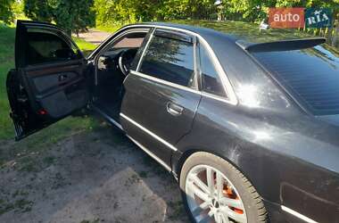 Седан Audi A8 2001 в 