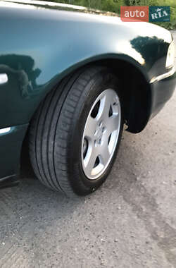 Седан Audi A8 1997 в 