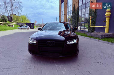 Седан Audi A8 2014 в 