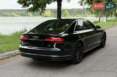 Седан Audi A8 2014 в 