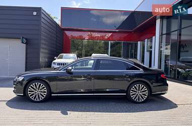 Седан Audi A8 2021 в 