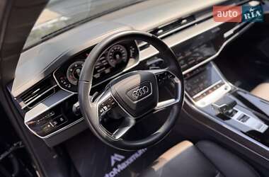 Седан Audi A8 2021 в 