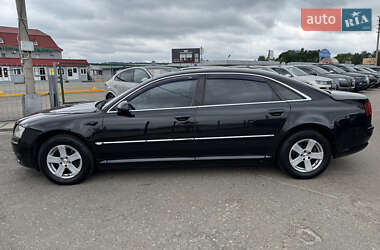 Седан Audi A8 2006 в 