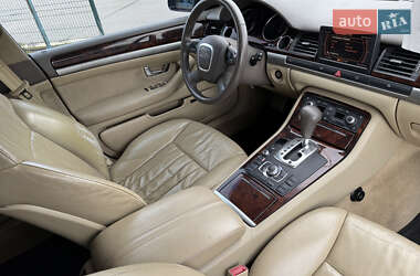 Седан Audi A8 2006 в 