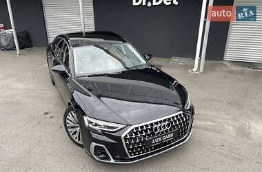 Седан Audi A8 2022 в 