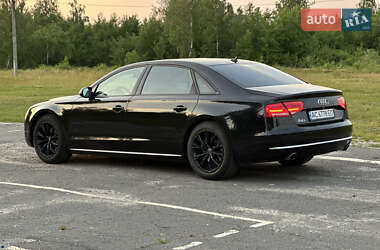 Седан Audi A8 2012 в 