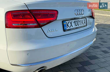 Седан Audi A8 2013 в 