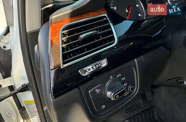 Седан Audi A8 2013 в 