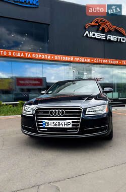 Седан Audi A8 2016 в 