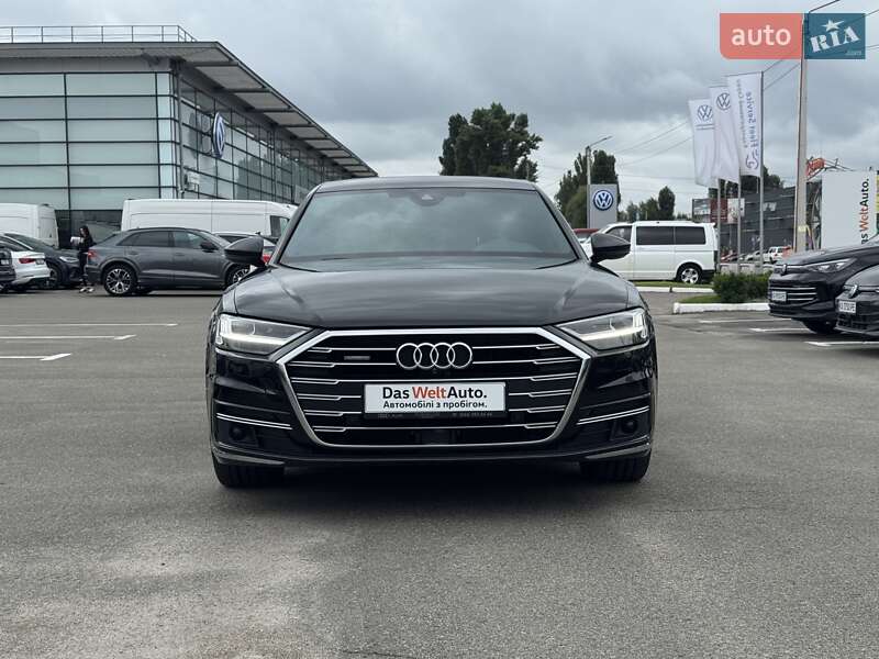 Седан Audi A8 2021 в Киеве